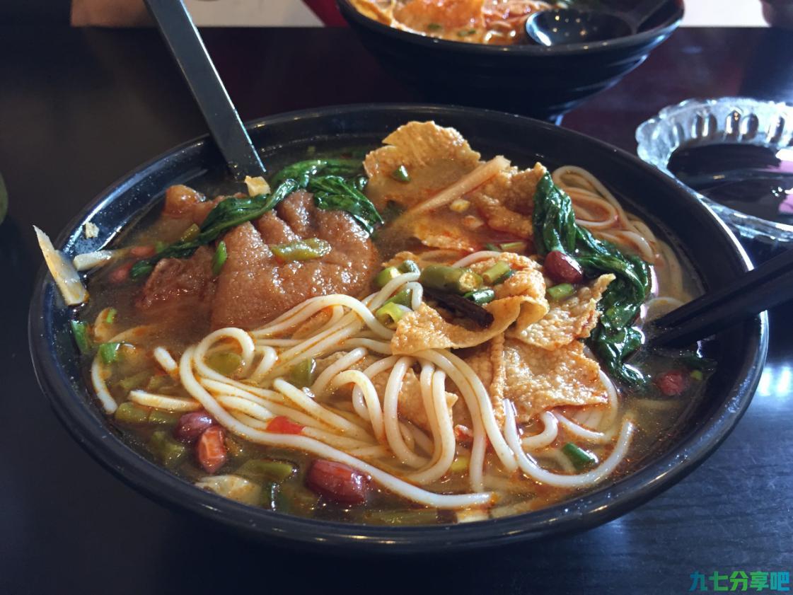 详细阅读:不是,螺蛳粉是好吃,但它到底为什么这么臭啊 不是,螺蛳粉是好吃,但它到底为什么这么臭啊