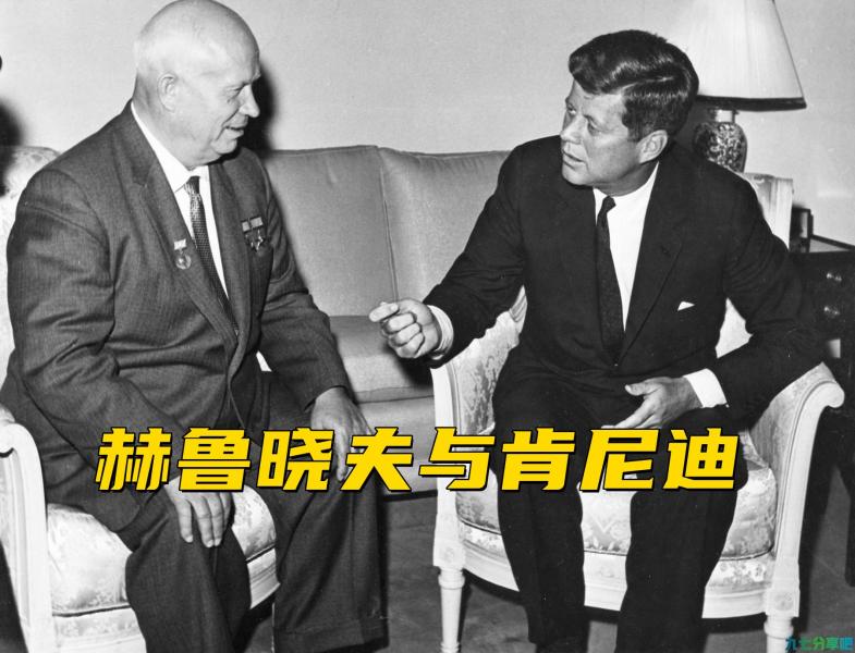 为何1988年戈尔巴乔夫仅裁减50万苏军，就导致苏联最终解体