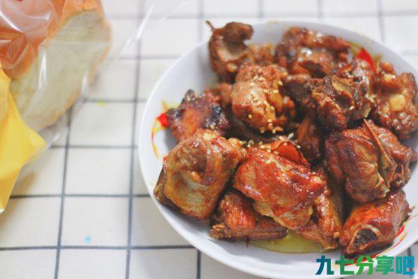 #肉食主义狂欢#家常版红烧排骨，皮焦肉嫩