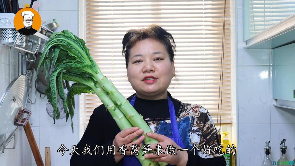 炒莴笋很多人都做错了，饭店大厨常用的方法，又香又脆比肉香