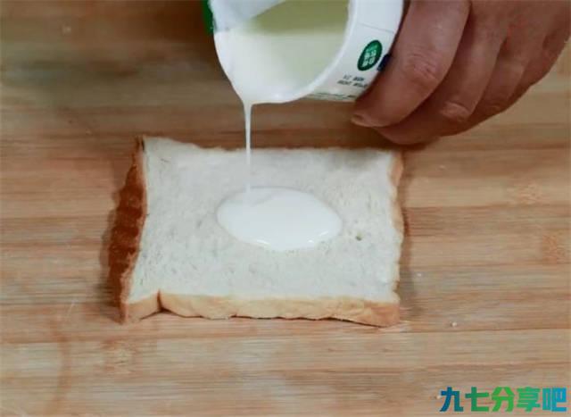 春季绝不能错过的一道饭后小甜点，3分钟就搞定，看着好有食欲