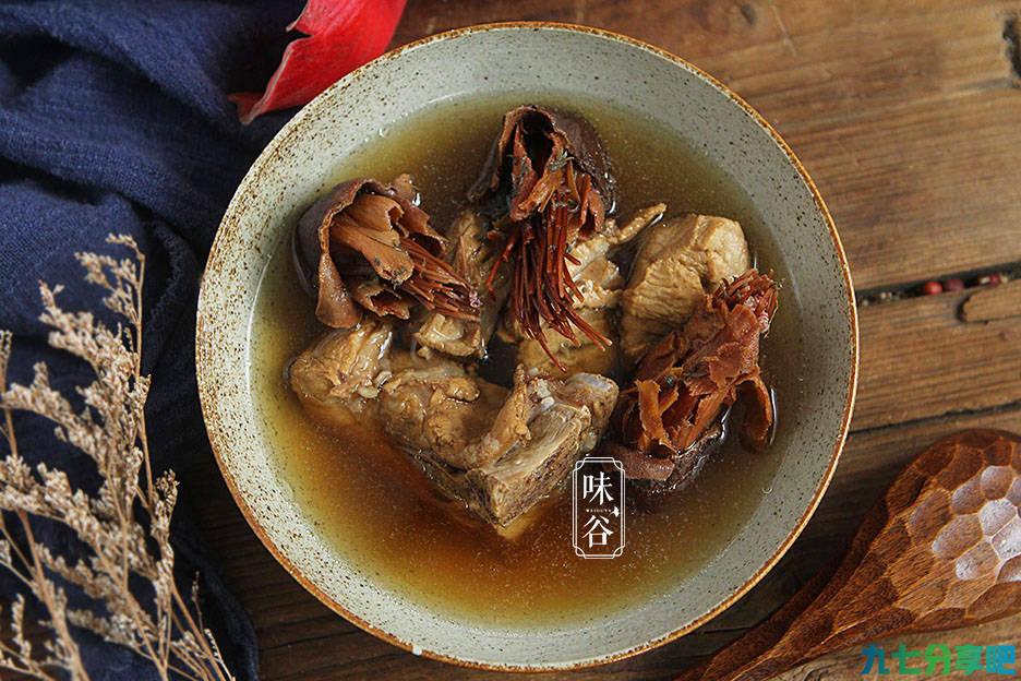 春天湿气重，广东人常用这花煲汤，鲜香回甘，祛湿解春困