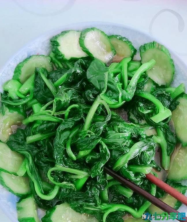 “天然褪黑素”终于被找到，每晚吃一点，美白祛斑，夏天吃最好