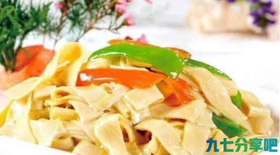 香喷喷的几道家常菜，美味诱人，解馋下饭，家人吃的津津有味