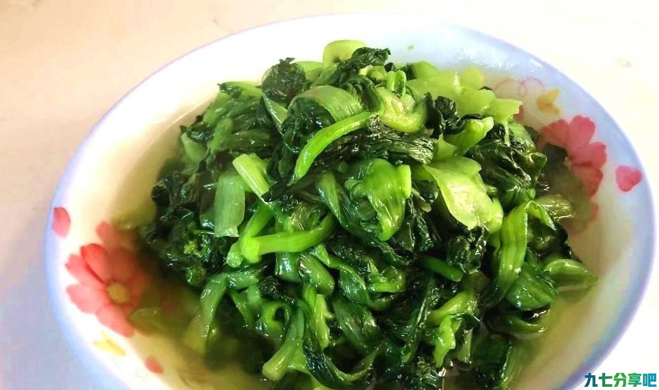 四月这菜是个宝，2元一斤营养好，焯水一炒，出锅鲜嫩爽口老鲜了