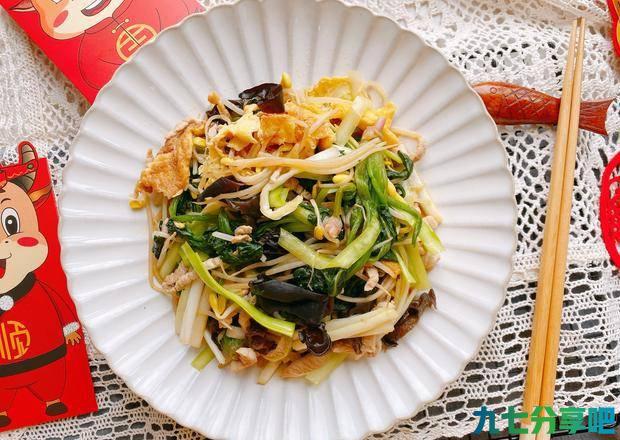 立春到，吃春饼少不了炒合菜，6种食材搭配，顺应时节营养又美味