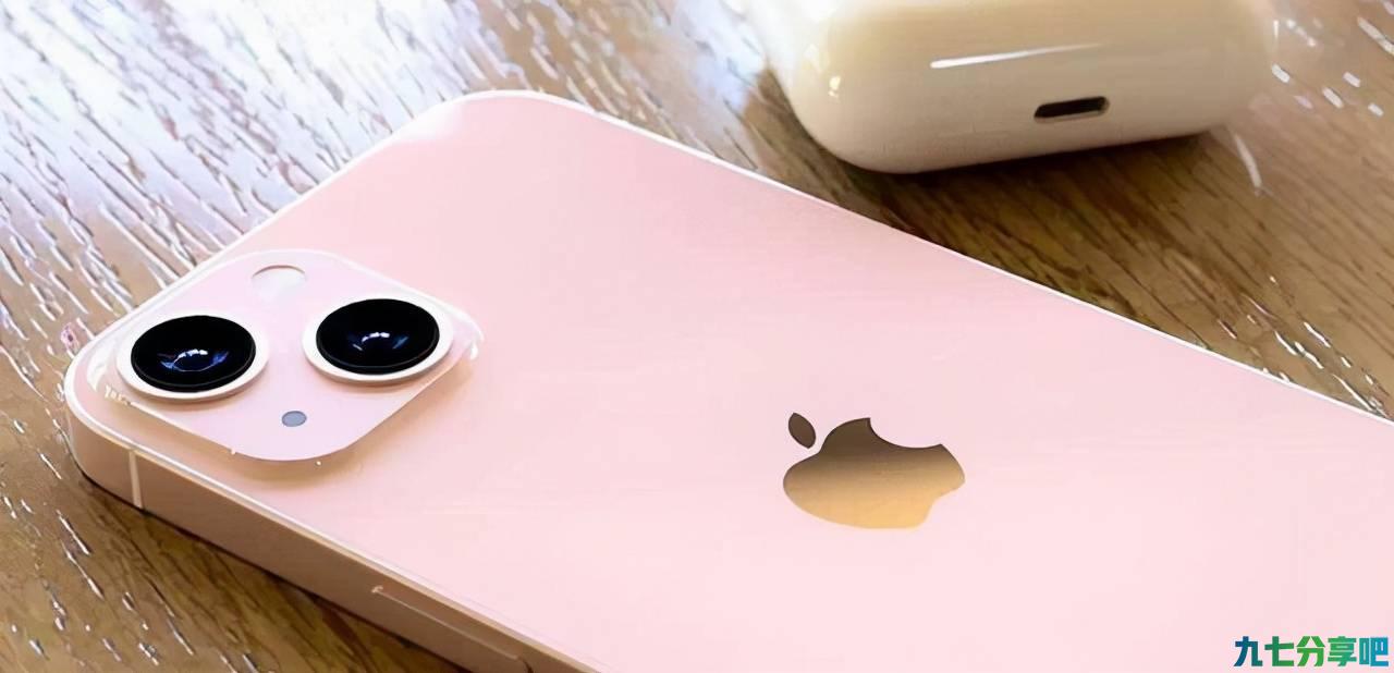 iPhone14Pro外形再次曝光，药丸屏+屏下FaceID，果粉们有福了！