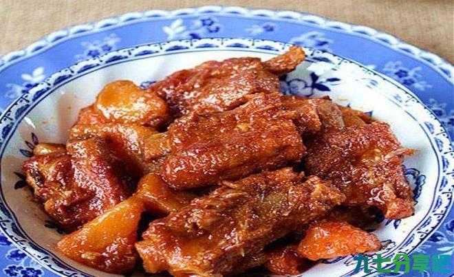美食推荐：葱香鸡、韩式辣酱焖排骨、国味胖鱼头制作方法