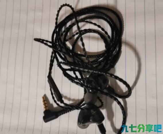 感受空灵音效，这几款入耳式有线耳机，质感好音质通透明亮