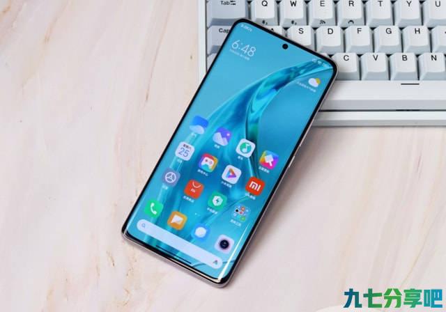 小米12系列再次降价，全系版本跌至新低，仅需2999元起