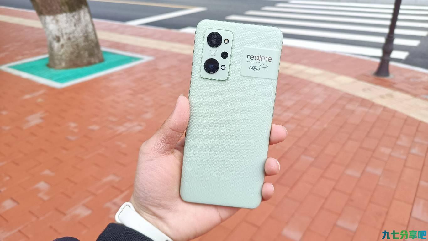 配置齐全，强悍GT3.0，realmeGT2评测其他与总结篇