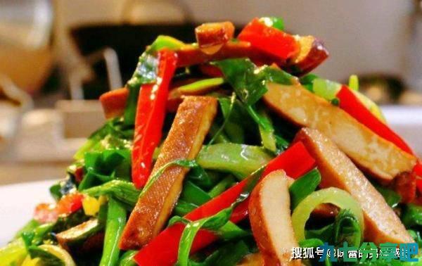 详细阅读:农家风味的韭菜炒香干,3步操作,简单又营养,老少皆宜的家常菜 农家风味的韭菜炒香干,3步操作,简单又营养,老少皆宜的家常菜