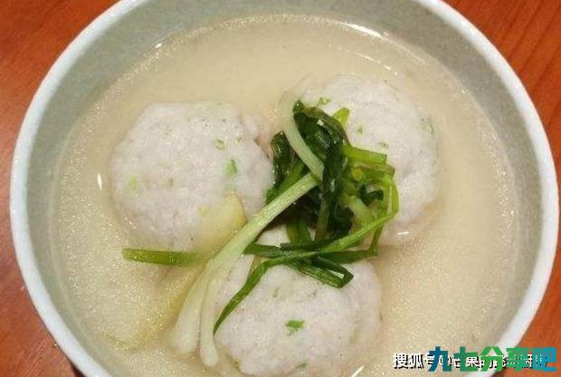详细阅读:用龙利鱼做一款狮子头,鲜嫩味美又营养,可红烧,可煲汤,真解馋 用龙利鱼做一款狮子头,鲜嫩味美又营养,可红烧,可煲汤,真解馋