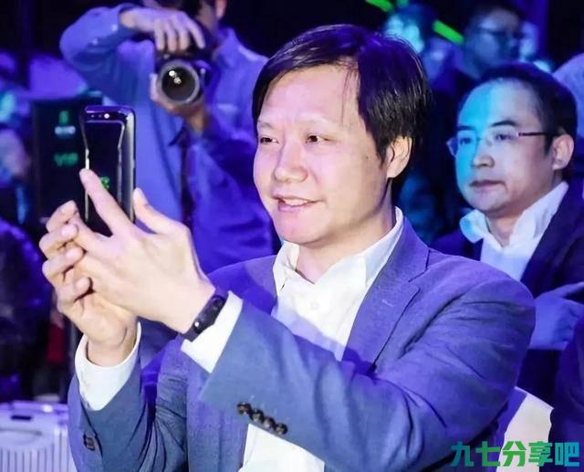 手机拍照榜：华为被反超，苹果第四名没保住，国产黑马问鼎第一！