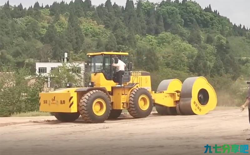 怎么样冲击压路机，如何使用宇通冲击式压路机？