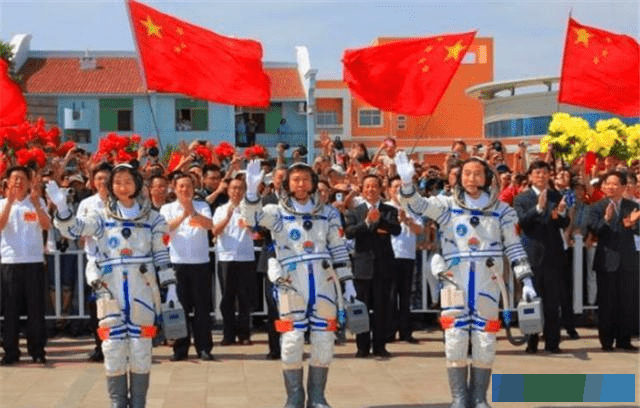 中国第一位女航天员刘洋，返回地面后为何销声匿迹？现在状况如何 第7张